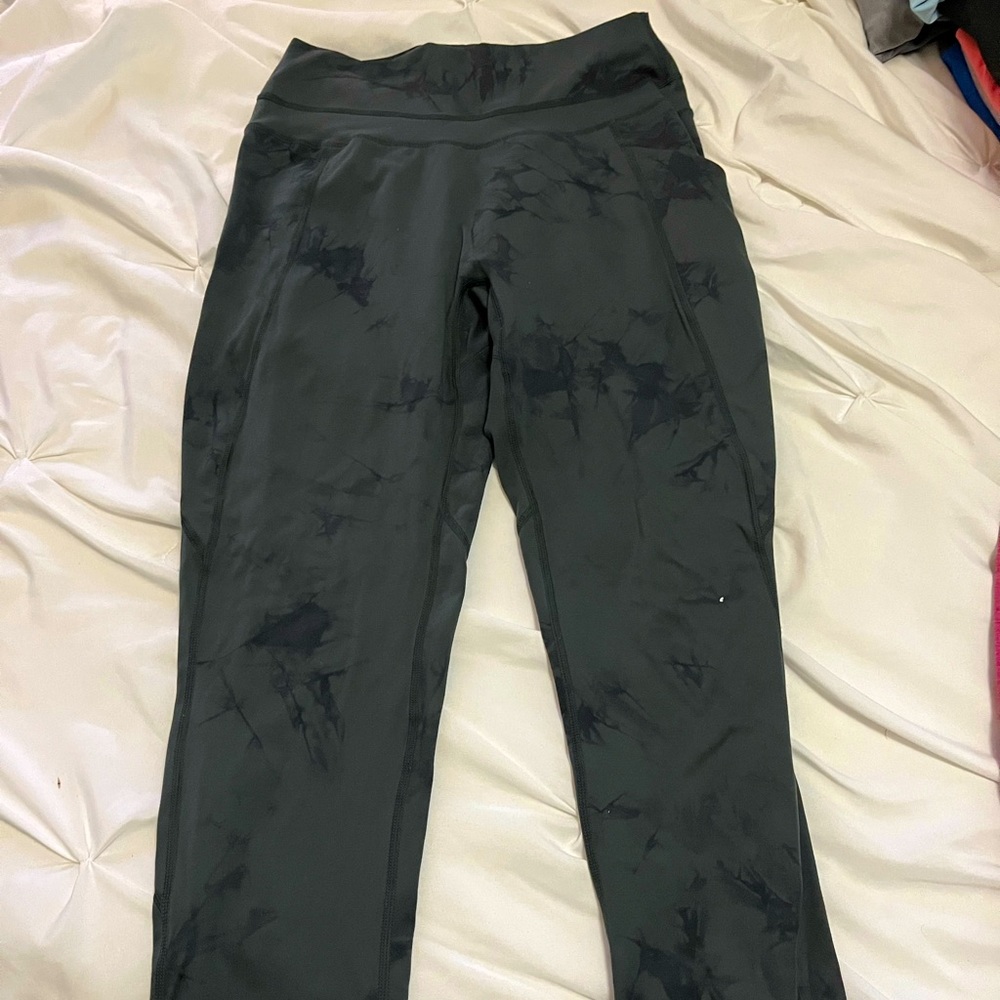 ALPHALETE LEGGINGS
